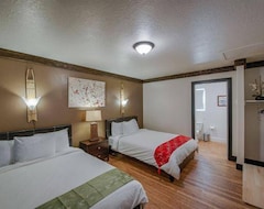 Hotel Taos Inn (West Yellowstone, USA)