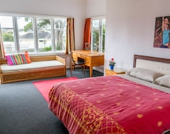 Hostel 42b College House (Wanganui, New Zealand)