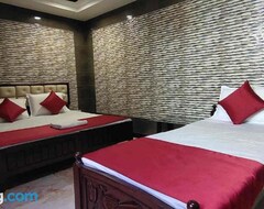 Hotel Supreme Lodge (Warangal, Indien)