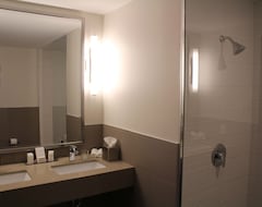 Hotel Les Suites Victoria (Gatineau, Canadá)