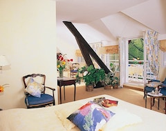 Hotel La Verniaz Et Ses Chalets (Evian-les-Bains, Francuska)