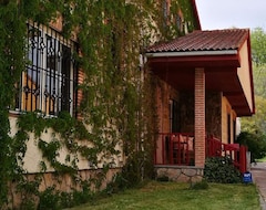 Toàn bộ căn nhà/căn hộ Charming House In A Rural Setting, With A Pool, Near Segovia. (Escalona del Prado, Tây Ban Nha)