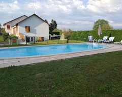 Toàn bộ căn nhà/căn hộ Beautiful Country House Ideally Located With Swimming Pool (Faverges-de-la-Tour, Pháp)