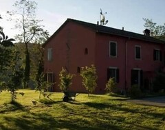 Toàn bộ căn nhà/căn hộ Cozy Holiday Home In A Tredozio, With Barbecue (Tredozio, Ý)