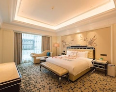 Pengxin International Hotel (Jiangdu, China)