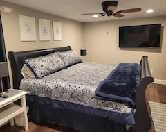 Cijela kuća/apartman Entire Guest Unit - Cool Canby Crib-full Basement (Canby, Sjedinjene Američke Države)