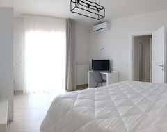 Hotel Mya Luxury Rooms (Melendugno, Italien)