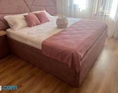 Otel Grand resort luxury apartment (Smoljan, Bulgaristan)