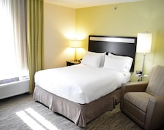 Candlewood Suites Youngstown W - I-80 Niles Area, an IHG Hotel (Austintown, USA)