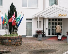 Khách sạn Hotel Engbert (Oelde, Đức)