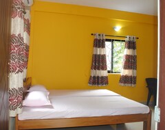 Hotel Lemondrop Twin-Bedded Room (Calangute, India)