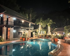 Otel Boomerang Village Resort Phuket (Kata Beach, Tayland)