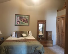 Hotel Yellowstone Archview Guesthouse- Stunning Views For Your Ultimate Family Getaway (Gardiner, USA)