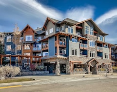 Hotel Blackstone Mountain Lodge (Canmore, Canadá)