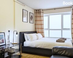 Toàn bộ căn nhà/căn hộ Guest Rooms Near City Centre & Dock Free Parking (Liverpool, Vương quốc Anh)