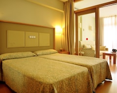 Hotel Evenia Olympic Suites (Lloret de mar, Spain)