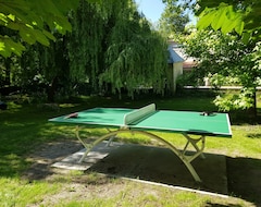 Cijela kuća/apartman Gite Sleeping 14 With Heated Pool (Fléac-sur-Seugne, Francuska)