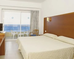 Hotel Ibiza Playa (İbiza, İspanya)