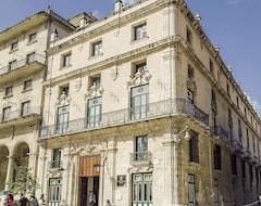 Hotel Palacio del Marqués de San Felipe y Santiago de Bejucal (Havana, Cuba)
