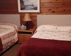 Bed & Breakfast Alert Bay Lodge (Alert Bay, Canadá)