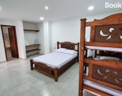 Khách sạn Hotel Antonella Plaza (San Gil, Colombia)