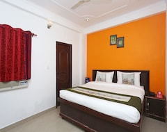 Hotel OYO 9846 Royal Plaza (Haridwar, Indija)