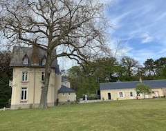 Cijela kuća/apartman Coudraie Castle Sarthe 72560 (Change, Francuska)
