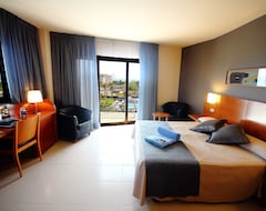 AQUA Hotel Onabrava & Spa 4*Sup (Santa Susana, Spain)
