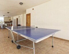 Koko talo/asunto Spacious villa with private pool, barbecue, table tennis and parking (Selva, Espanja)