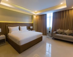 Iloilo Gateway Hotel and Suites (Iloilo City, Filippinerne)