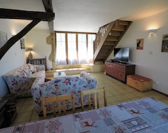 Toàn bộ căn nhà/căn hộ Family And Pet-friendly 3 Bedroom Rural Retreat Close To River Lot And Vineyards (Frayssinet-le-Gélat, Pháp)