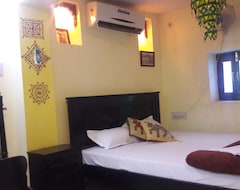 Hotel Hare Krishna Guest House (Delhi, India)