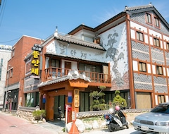 Khách sạn Ddlanche Hanok Stay Guesthouse (Jeonju, Hàn Quốc)