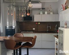 Toàn bộ căn nhà/căn hộ Wellhome (Montemarciano, Ý)