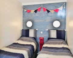 Koko talo/asunto 2 Bedroom Accommodation In Criccieth (Pwllheli, Iso-Britannia)