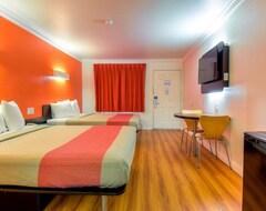 Hotel Motel 6-Menifee, Ca (Sun City, USA)