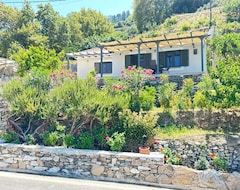 Koko talo/asunto Maroudios Villa (Kokkari, Kreikka)