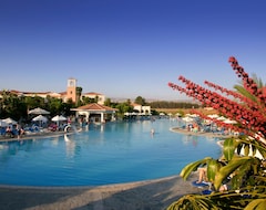 Hotelli Panareti Paphos Resort (Kato Paphos, Kypros)