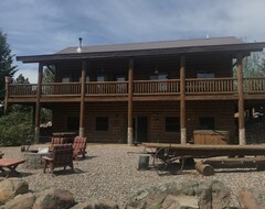 Casa/apartamento entero Log Home On The Blackfoot River (Lincoln, EE. UU.)