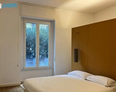 Casa/apartamento entero Accomodo Mib52 Bivano Porta Genova (Milán, Italia)