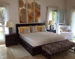 Otel Villa Ibiza - Cocotal 3.5 Hab (Playa Bavaro, Dominik Cumhuriyeti)