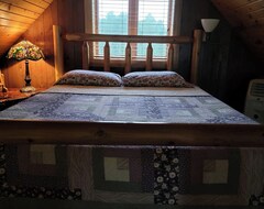 Entire House / Apartment View Of The South Shore In Cozy Authentic Log Cabin (Iron River, USA)