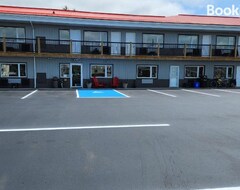 Khách sạn Outdoorsman Motel (Wawa, Canada)