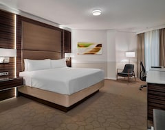 Delta Hotels By Marriott Edmonton Centre Suites (Edmonton, Canada)