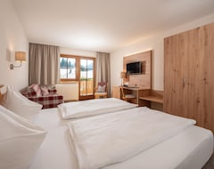 Hotelli Doppelzimmer Standard - Hotel Am Sonnenhügel (Filzmoos, Itävalta)