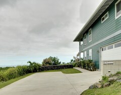 Cijela kuća/apartman New! The Aloha Green House Retreat: Ocean Views! (Naalehu, Sjedinjene Američke Države)