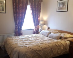 Bed & Breakfast Atlantic Guest House (Ciudad de Donegal, Irlanda)