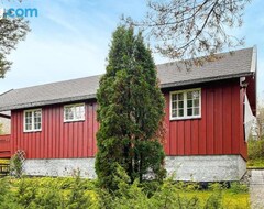 Cijela kuća/apartman 4 Bedroom Amazing Home In Tustna (Aure, Norveška)