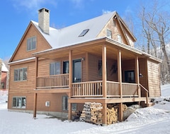 Entire House / Apartment Single Family Home, Spectacular Mountain Views, Ski to the door (Carrabassett Valley, USA)
