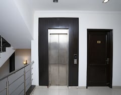 Khách sạn OYO 15130 Cape Jasmine Regency (Gurgaon, Ấn Độ)